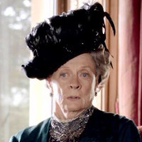 Reference picture of Violet Crawley, Dowager Countess of Grantham