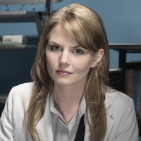Reference picture of Dr. Allison Cameron