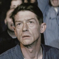 Reference picture of Winston Smith