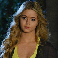 Reference picture of Alison DiLaurentis