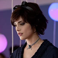 Reference picture of Alice Cullen