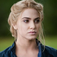 Reference picture of Rosalie Hale